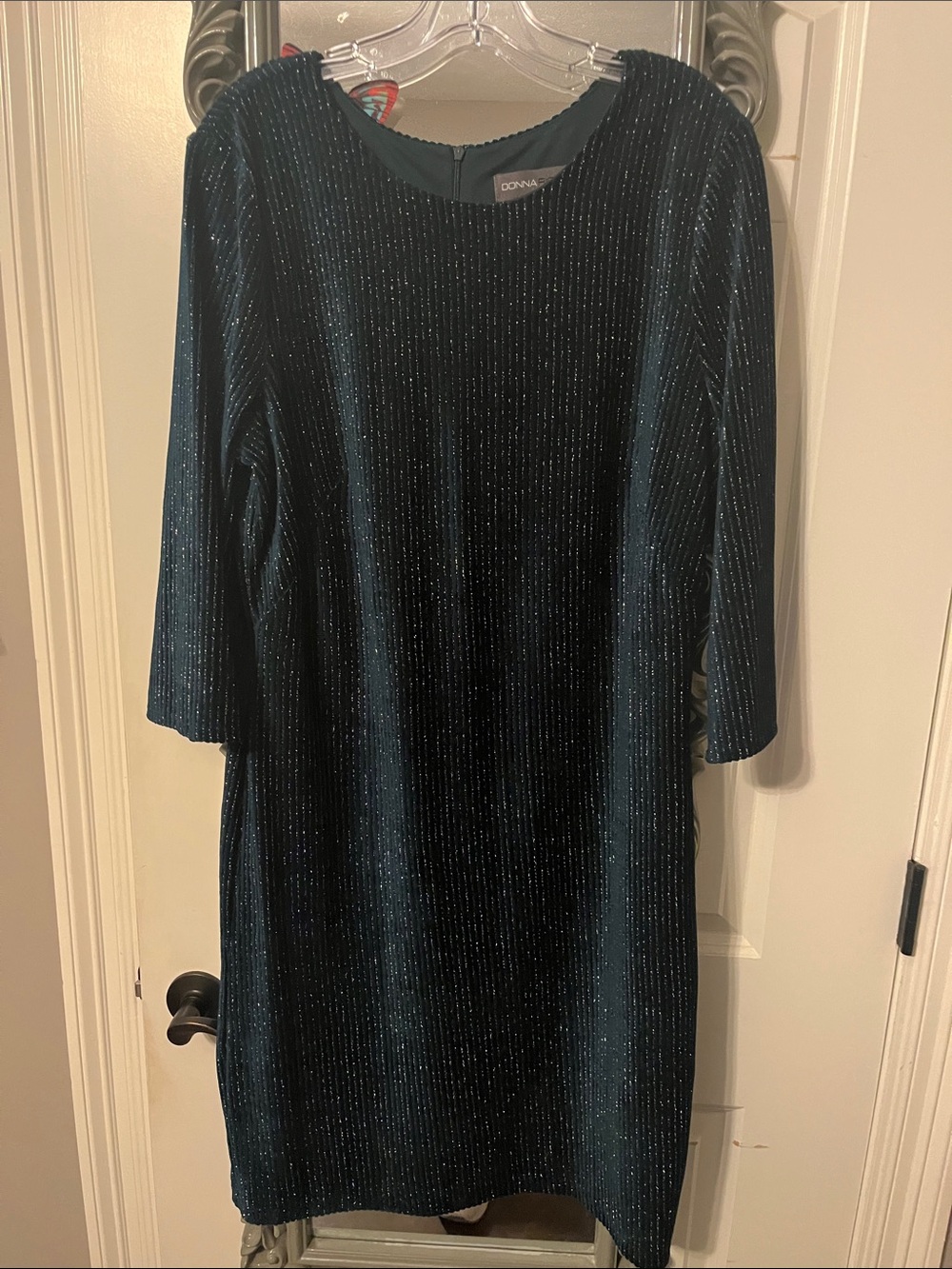 Donna Morgan Emerald Velvet Sparkle Midi Dress